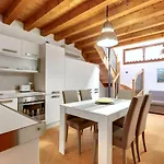 Priuli 20 *